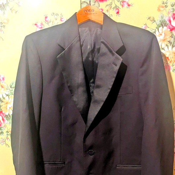 Polo Ralph Lauren tux - Picture 10 of 16